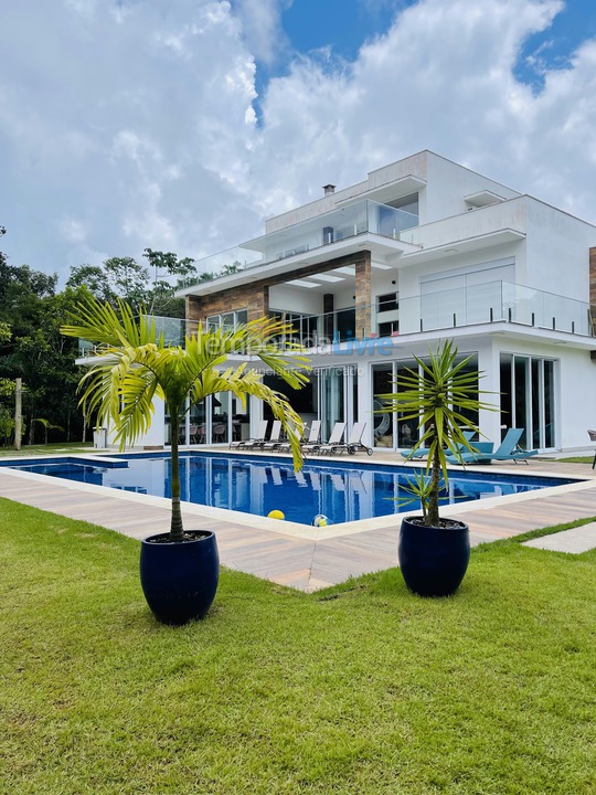 House for vacation rental in Bertioga (Praia de Guaratuba)