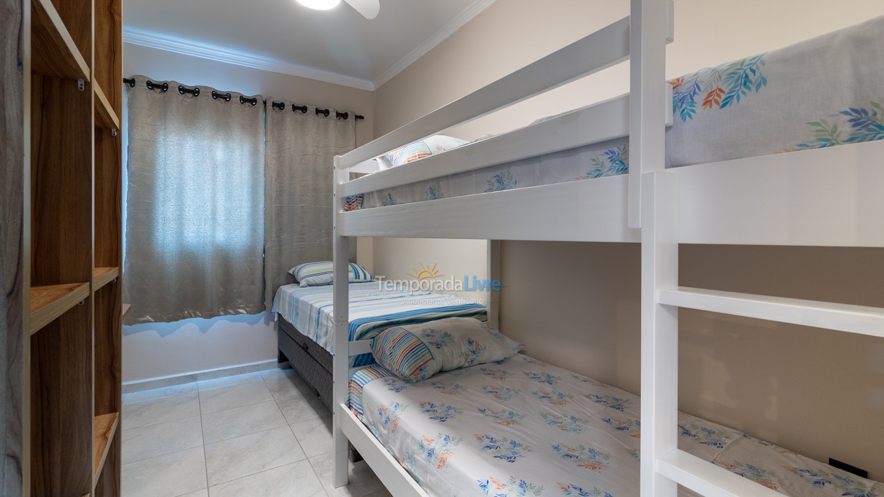 Apartamento para aluguel de temporada em Praia Grande (Canto do Forte)