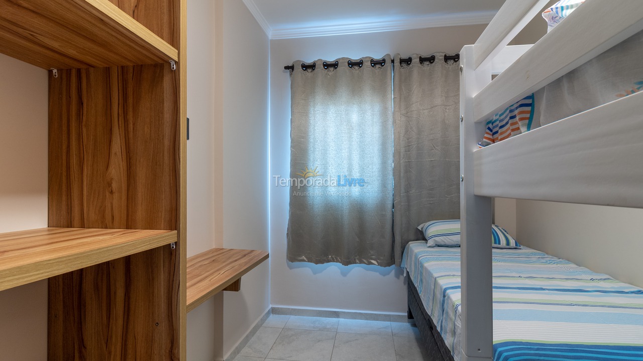 Apartamento para aluguel de temporada em Praia Grande (Canto do Forte)