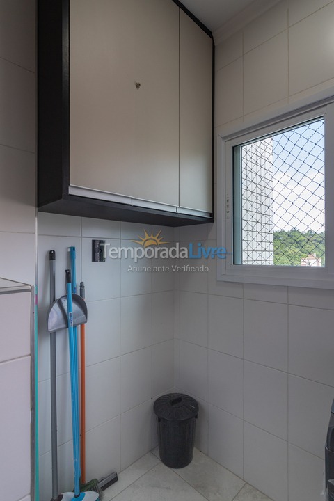 Apartamento para aluguel de temporada em Praia Grande (Canto do Forte)