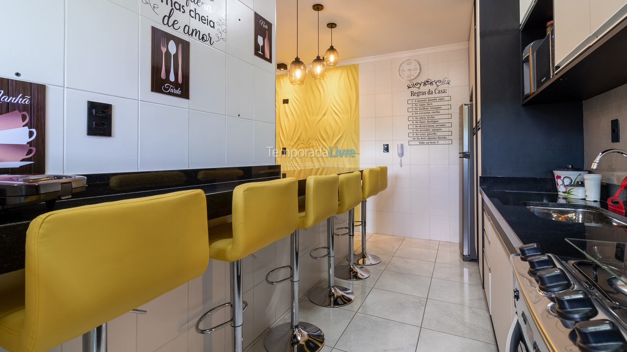 Apartamento para aluguel de temporada em Praia Grande (Canto do Forte)