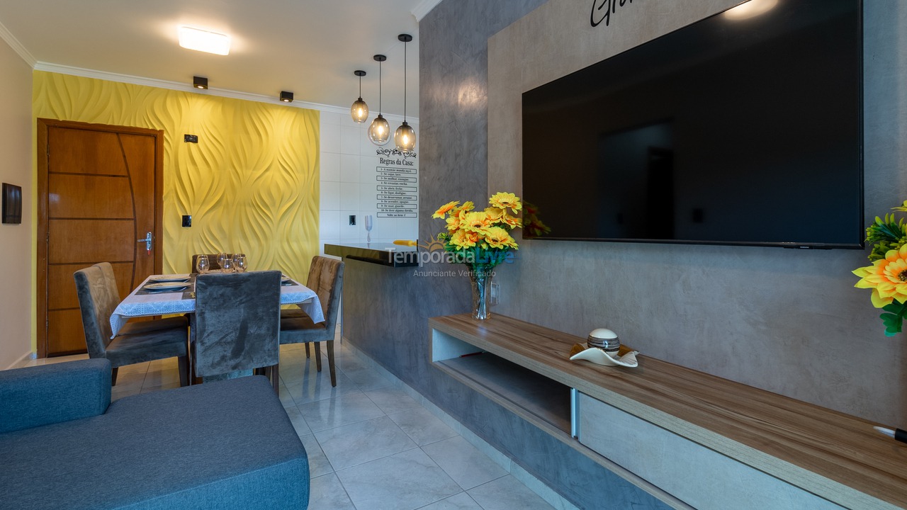 Apartamento para aluguel de temporada em Praia Grande (Canto do Forte)