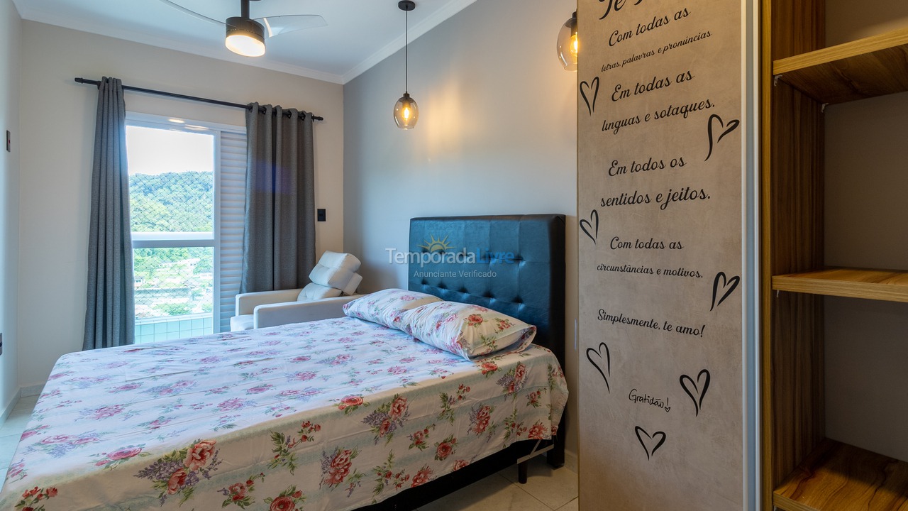 Apartamento para aluguel de temporada em Praia Grande (Canto do Forte)