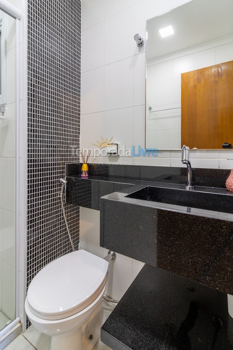 Apartamento para aluguel de temporada em Praia Grande (Canto do Forte)