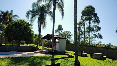 Farm in Ibiúna Season Next to the Waterfall