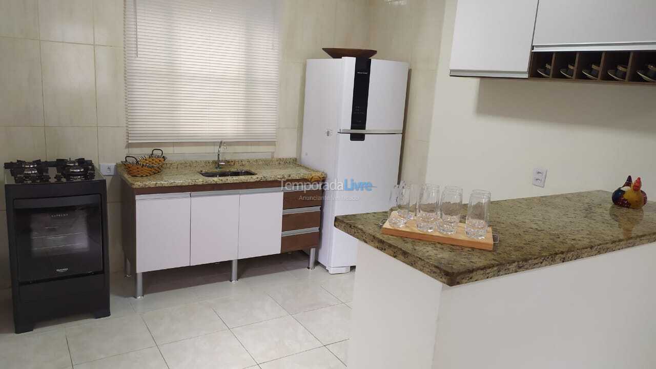 Casa para alquiler de vacaciones em Ubatuba (Lagoinha)