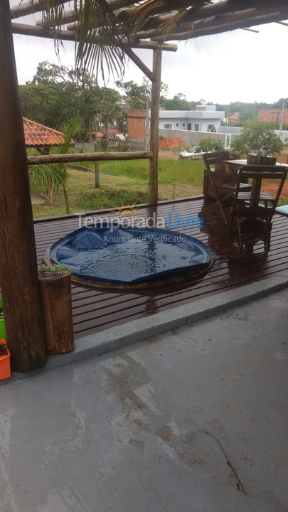 Casa para alquiler de vacaciones em Barra Velha (São Cristovão)