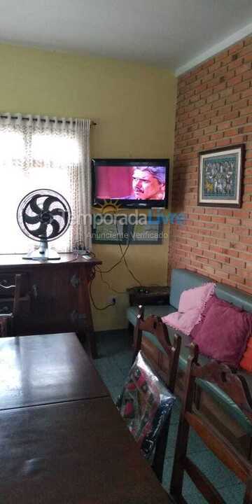 Casa para aluguel de temporada em Ubatuba (Lagoinha)