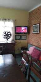 CASA JARDIM FRENTE MAR Praia LAGOINHA Ubatuba PE NA AREIA 6 pess