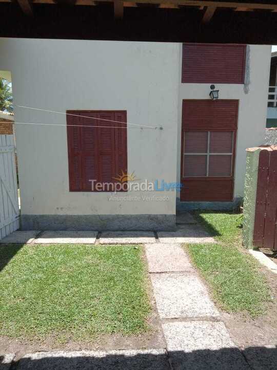 Casa para aluguel de temporada em Ubatuba (Lagoinha)