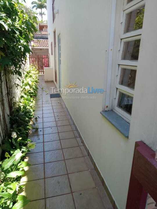 Casa para aluguel de temporada em Ubatuba (Lagoinha)