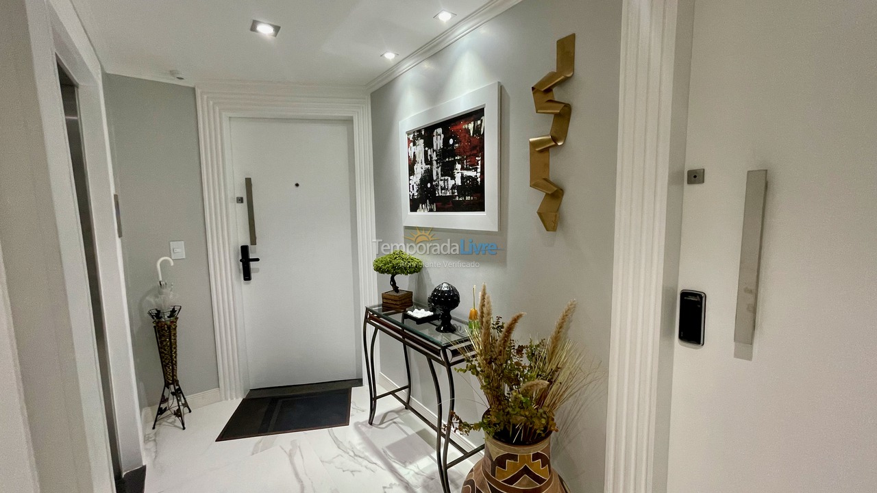 Apartment for vacation rental in Balneário Camboriú (Praia Central)