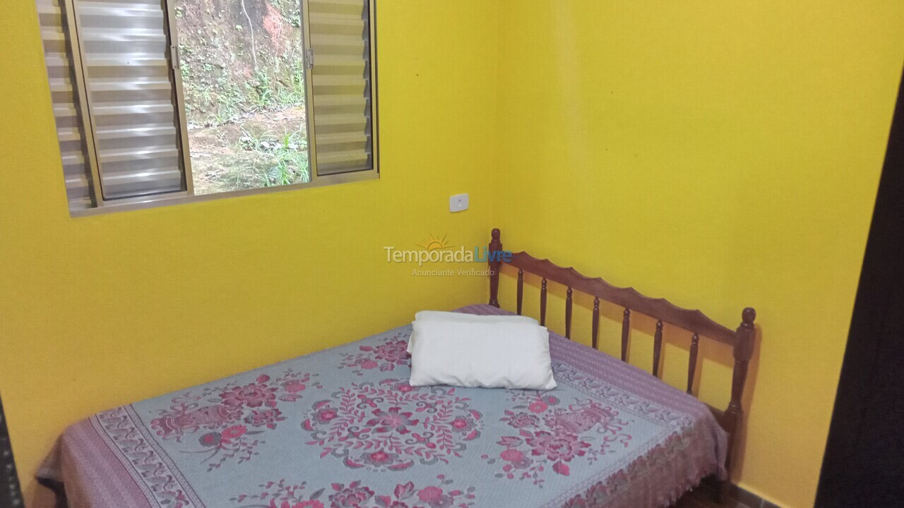 Casa para aluguel de temporada em Ubatuba (Praia da Almada)