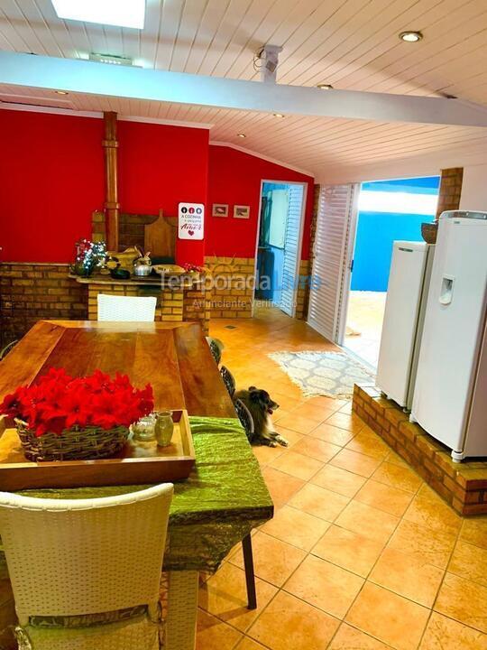 House for vacation rental in Bombinhas (Canto Grande)