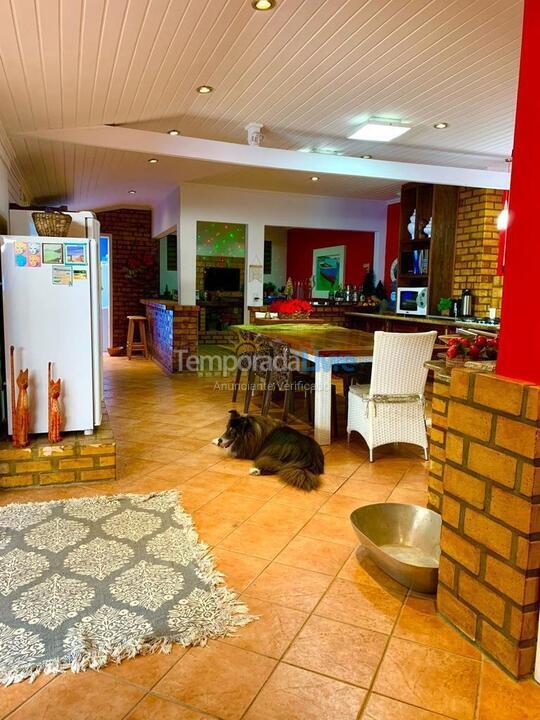 House for vacation rental in Bombinhas (Canto Grande)