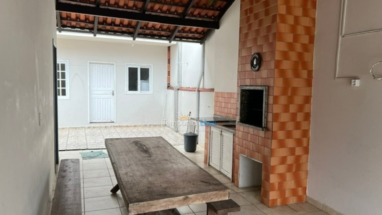 Casa para alquiler de vacaciones em São Francisco do Sul (Prainha)
