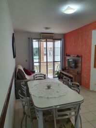 Apartment 3 English bedrooms center