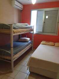 Apartment 3 English bedrooms center