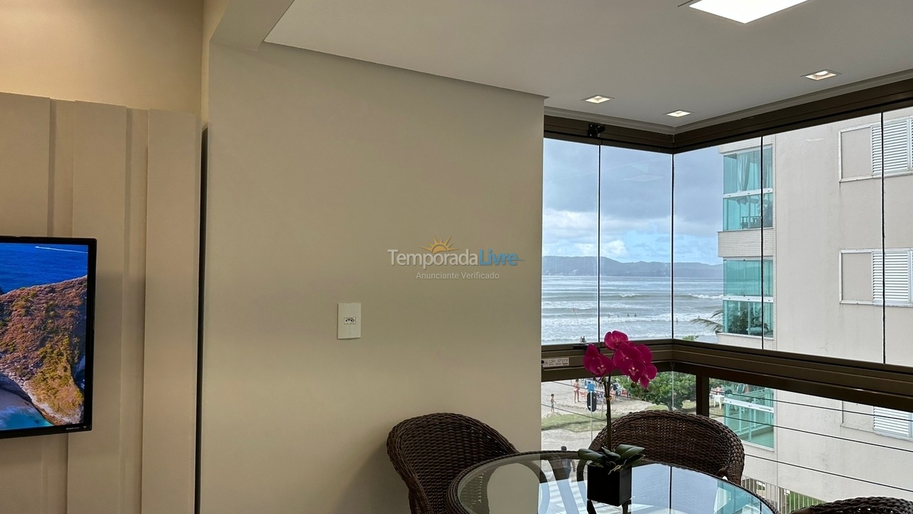 Apartment for vacation rental in Itapema (Meia Praia)