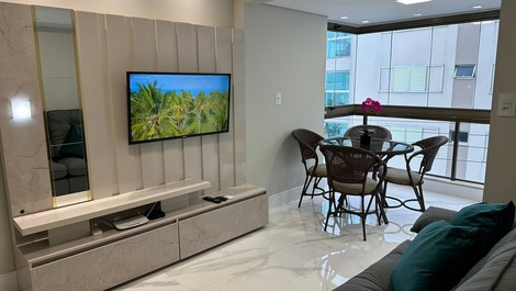 3 bedrooms, block sea next to Russi Russi