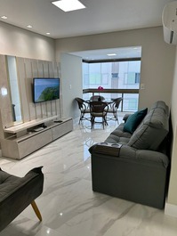 3 bedrooms, block sea next to Russi Russi