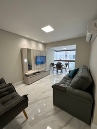 3 bedrooms, block sea next to Russi Russi