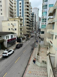 3 bedrooms, block sea next to Russi Russi