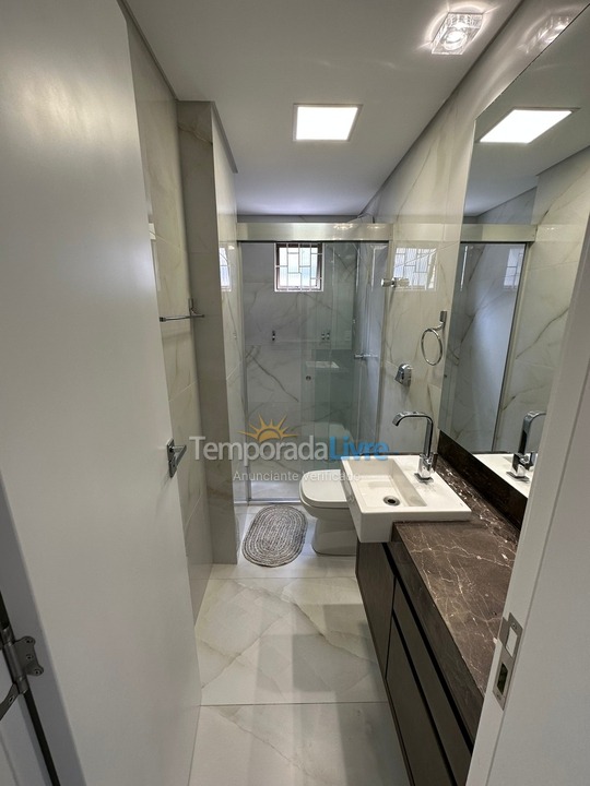 Apartment for vacation rental in Itapema (Meia Praia)