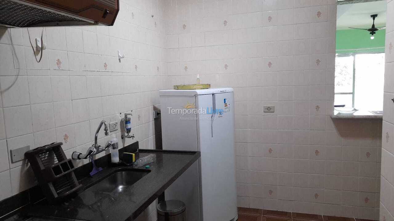 Apartamento para aluguel de temporada em Guarujá (Enseada)