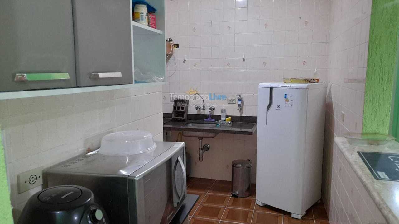 Apartamento para aluguel de temporada em Guarujá (Enseada)