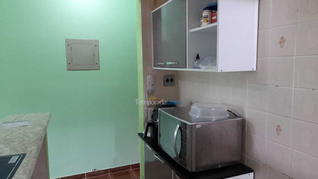 Apartamento para aluguel de temporada em Guarujá (Enseada)
