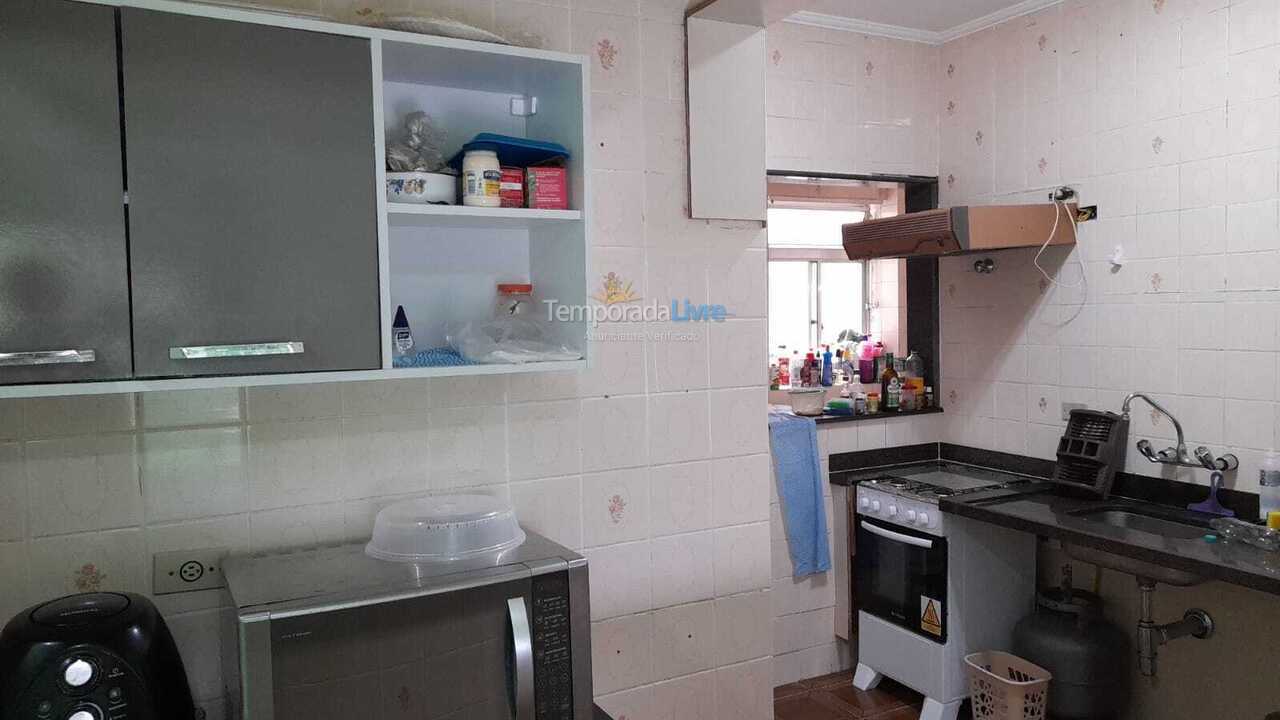 Apartamento para aluguel de temporada em Guarujá (Enseada)