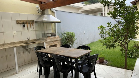 São Sebastião 5 suites piscina a 50 m de la playa