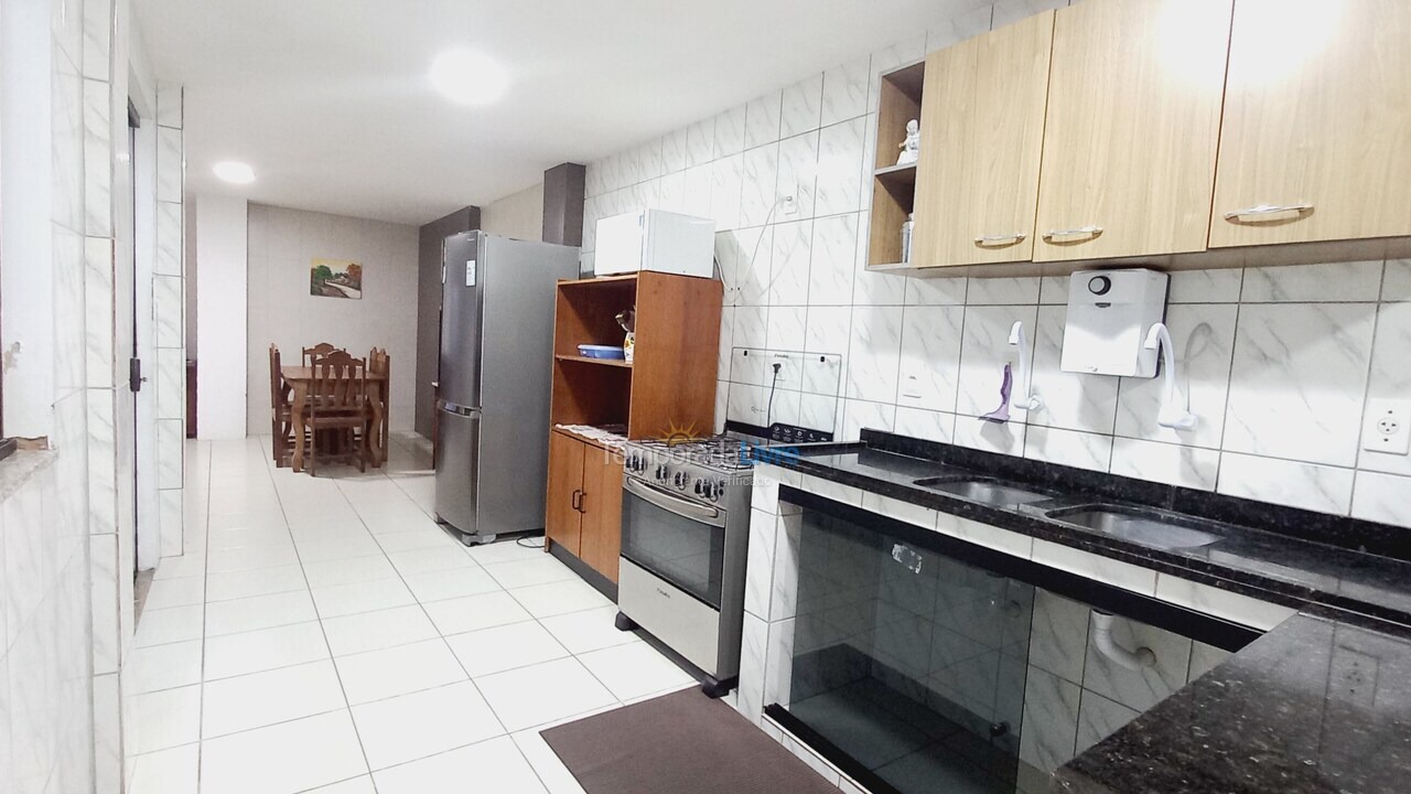 Casa para alquiler de vacaciones em Lauro de Freitas (Caji)