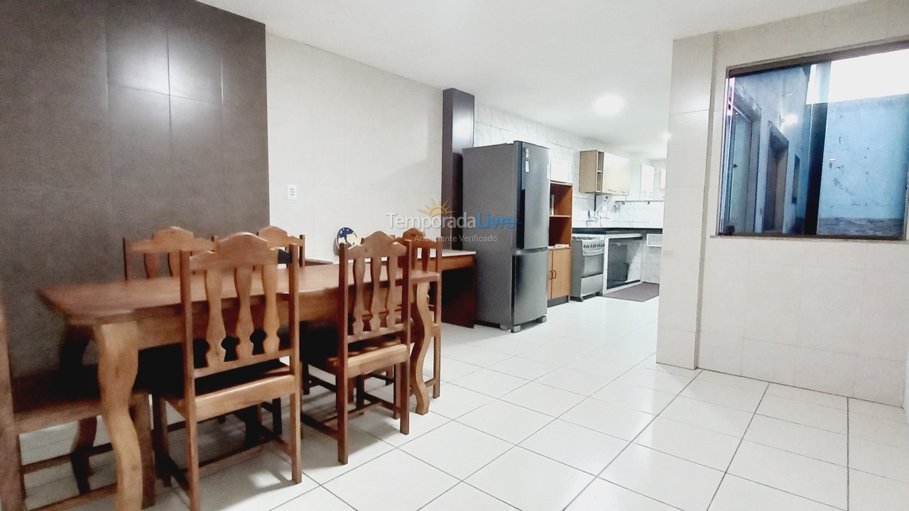 Casa para alquiler de vacaciones em Lauro de Freitas (Caji)