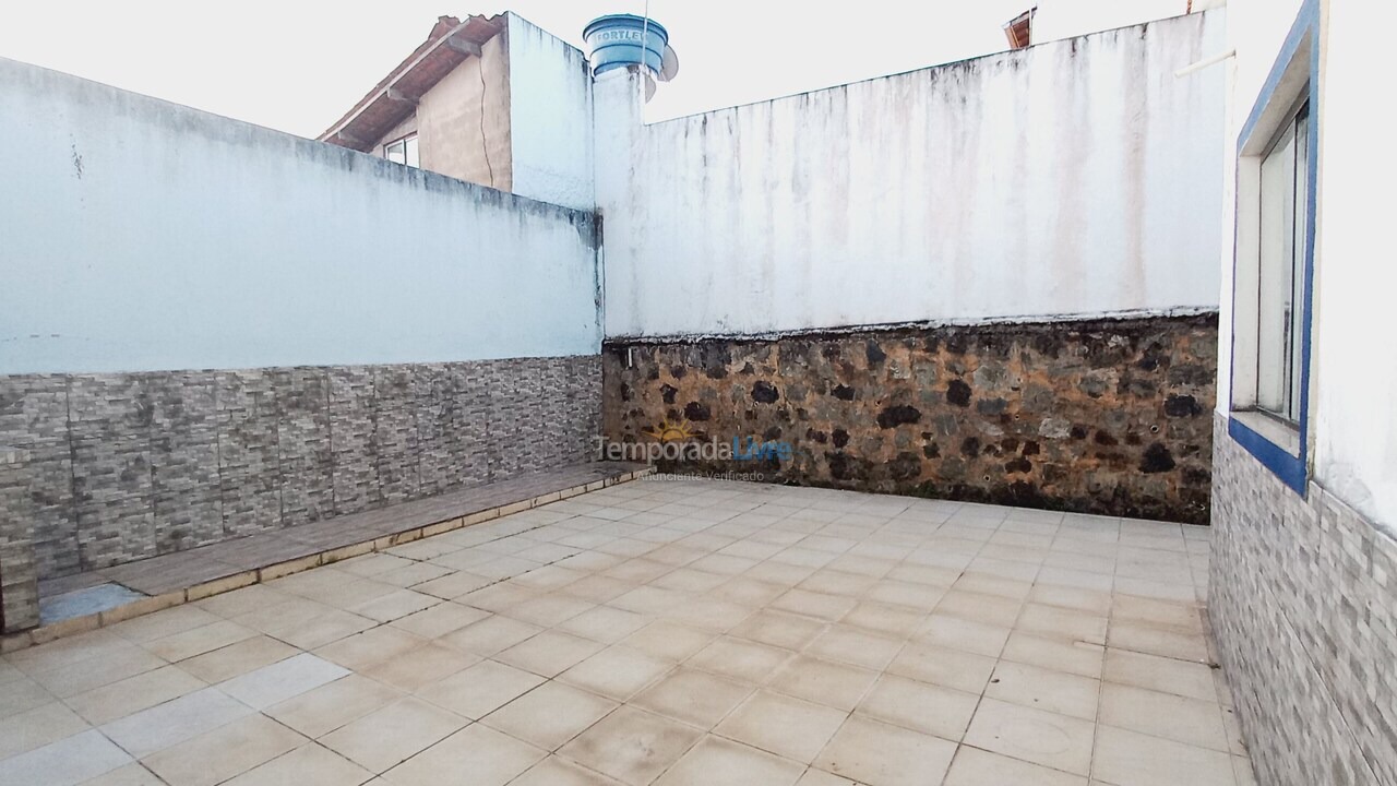 Casa para alquiler de vacaciones em Lauro de Freitas (Caji)