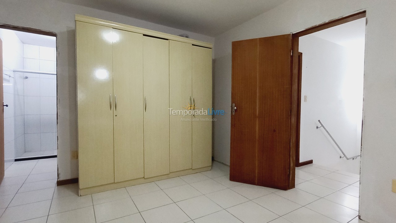 Casa para alquiler de vacaciones em Lauro de Freitas (Caji)