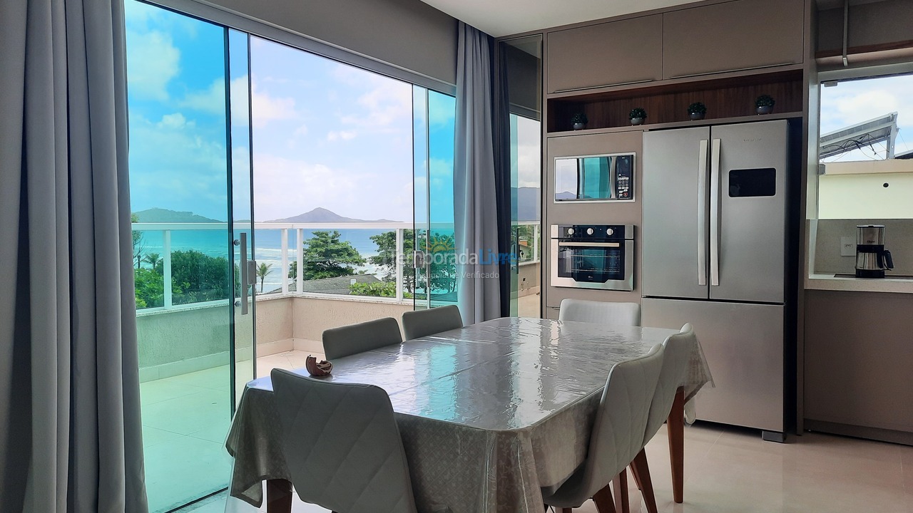 Apartamento para aluguel de temporada em Bombinhas (Canto Grande)