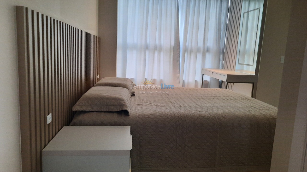 Apartamento para aluguel de temporada em Bombinhas (Canto Grande)