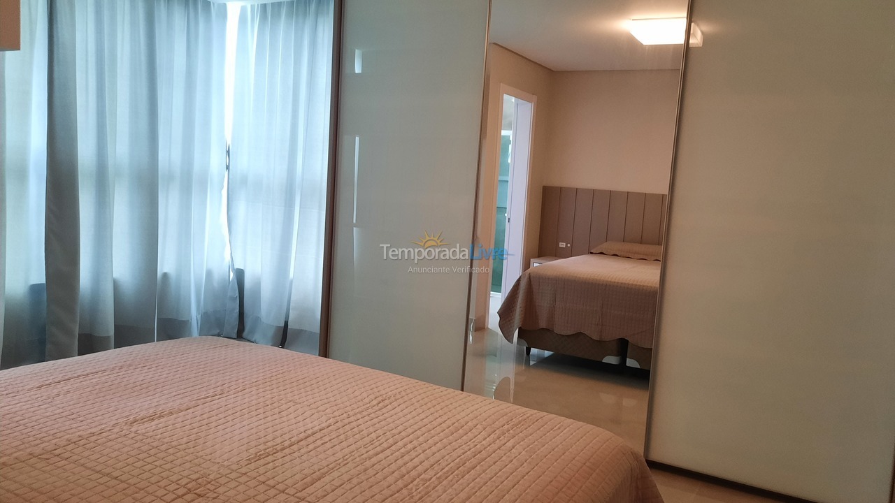 Apartamento para aluguel de temporada em Bombinhas (Canto Grande)