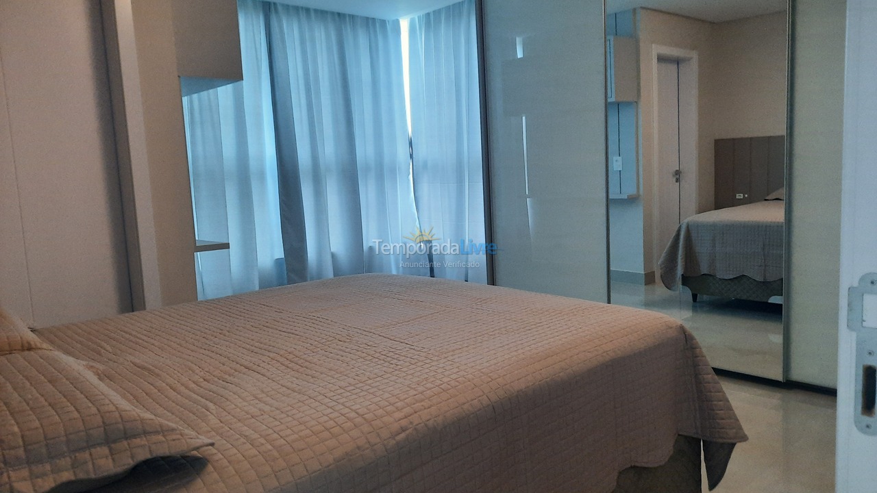 Apartamento para aluguel de temporada em Bombinhas (Canto Grande)