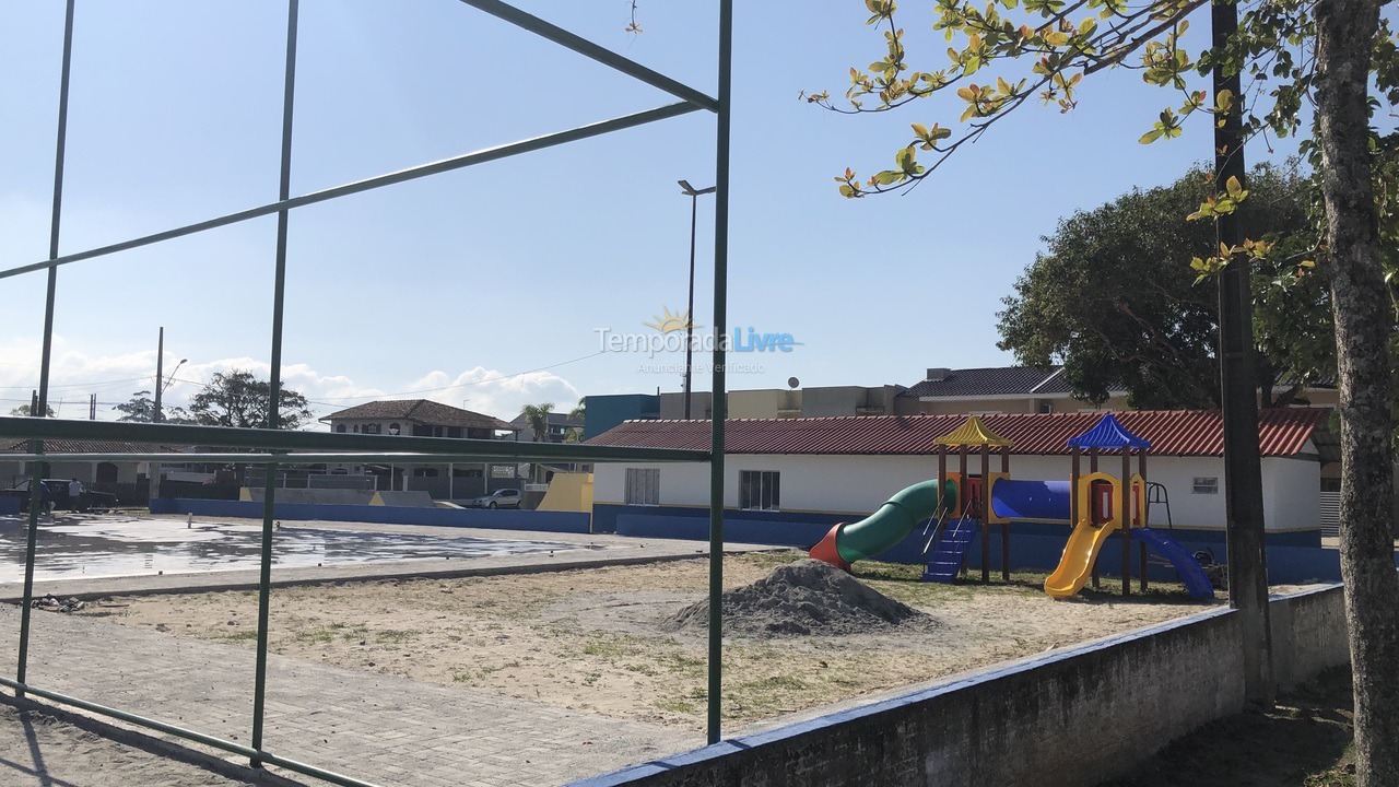 Casa para aluguel de temporada em Pontal do Paraná (Ipanema)
