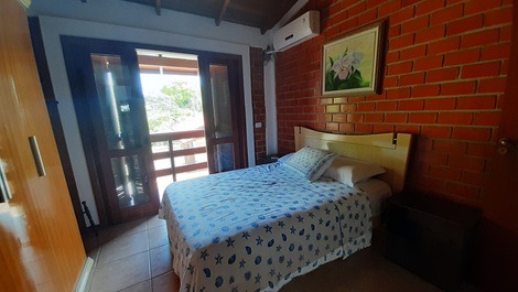 Otima casa com piscina na praia dos ingleses