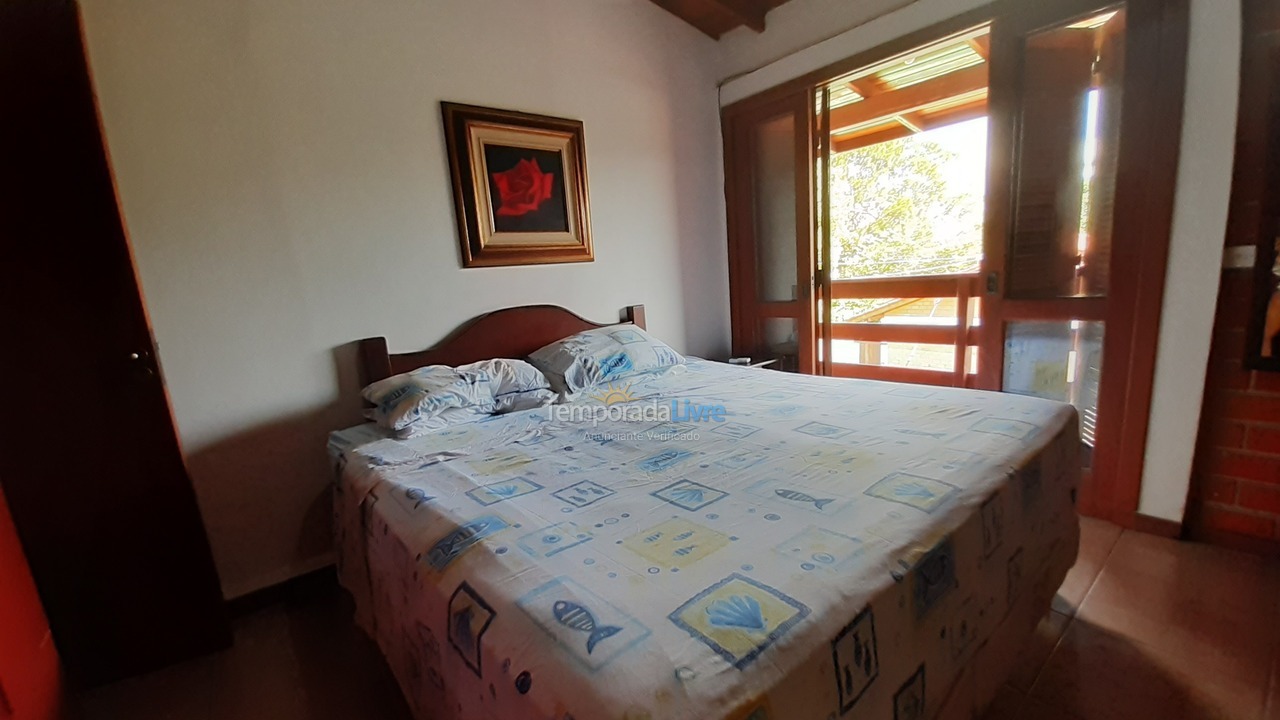 Casa para aluguel de temporada em Florianopolis (Praia dos Ingleses)