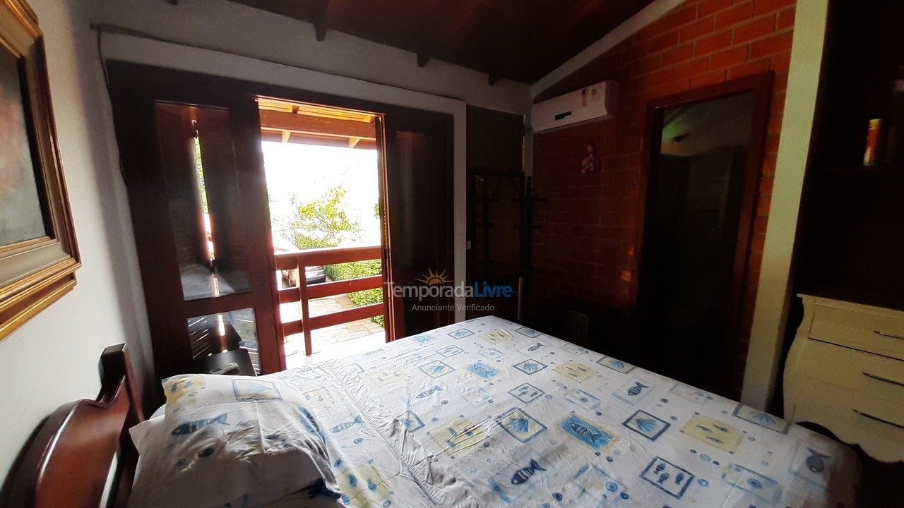 Casa para aluguel de temporada em Florianopolis (Praia dos Ingleses)