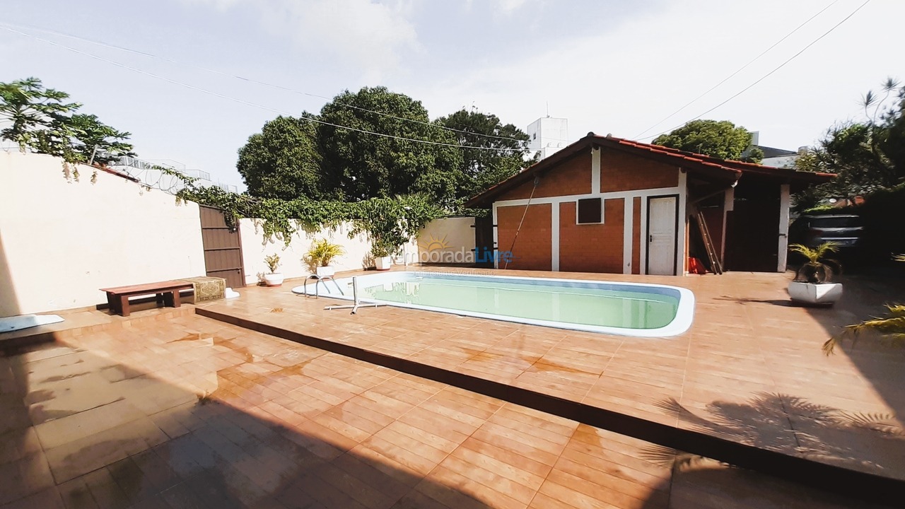 Casa para aluguel de temporada em Florianopolis (Praia dos Ingleses)