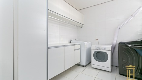 Magnificent house in the best region of Jurerê Internacional