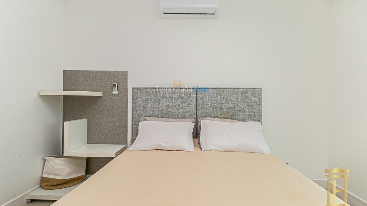 House for vacation rental in Florianopolis (Jurerê Internacional)