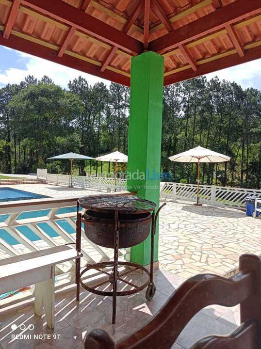 Casa para aluguel de temporada em Nazaré Paulista (Sertãozinho)