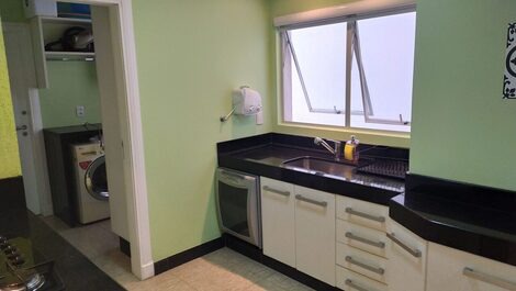 Frente Mar 3 Suites Balneario Camboriu Vista Panoramica Total da Praia